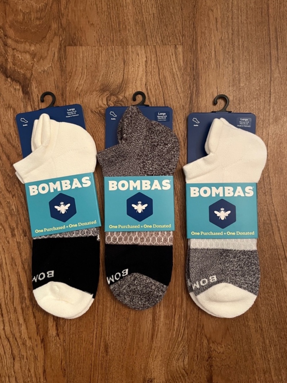 NWT Bombas Ankle Socks